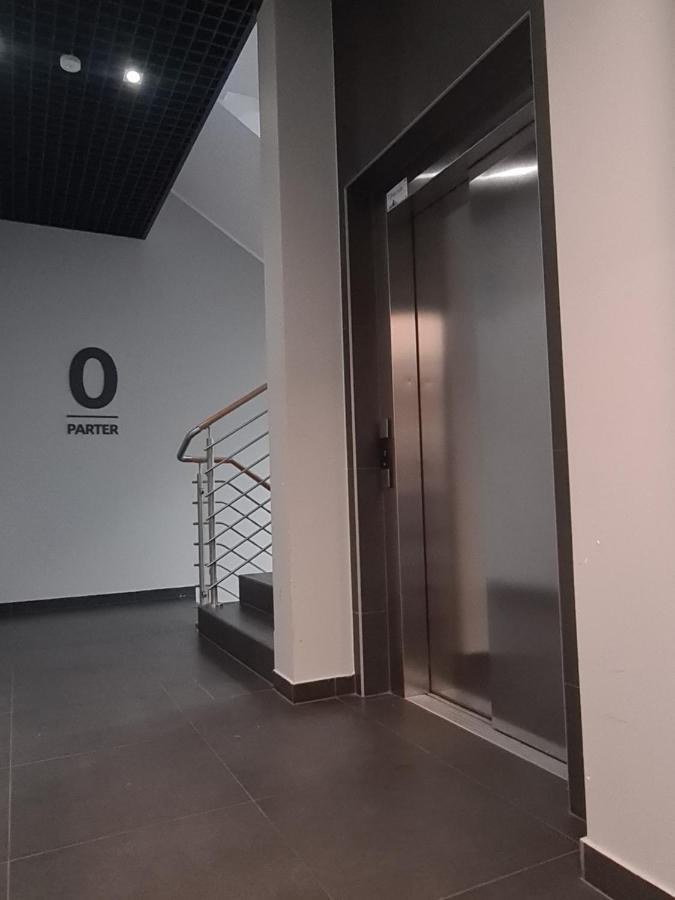 Mostowa 23 Bruno Apartment, Self Check-In 24H, Free Parking, Air-Conditioning ポズナン エクステリア 写真