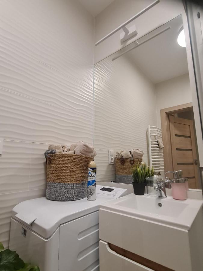 Mostowa 23 Bruno Apartment, Self Check-In 24H, Free Parking, Air-Conditioning ポズナン エクステリア 写真